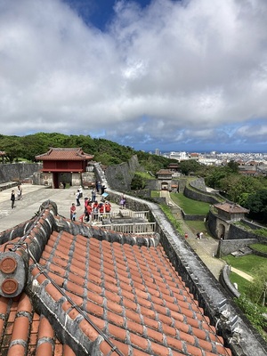 初　首里城