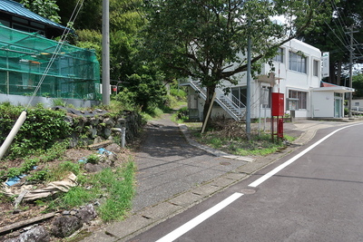 広瀬城 登城口へ向かう道