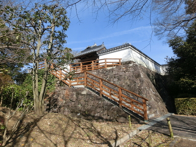 西門の登り口