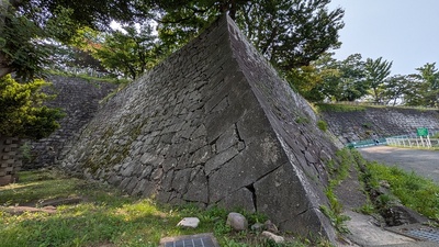 榊󠄀山稲荷曲輪の石垣