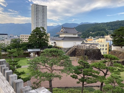 稲荷櫓　城内から