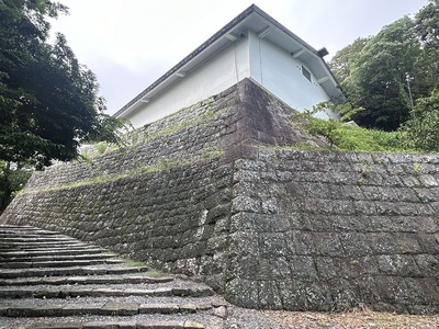 博物館と石垣