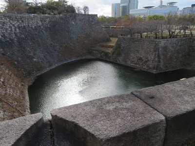 内堀西側の濠と空堀の境