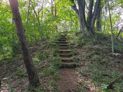 主郭手前の段郭