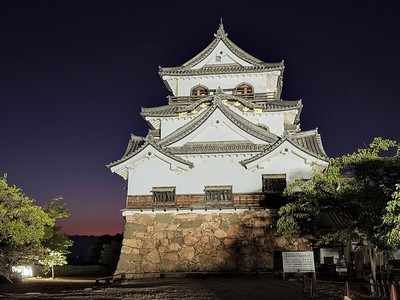 夜間公開の天守