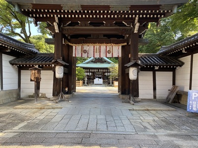 白峯神社