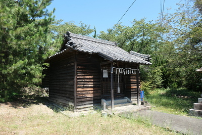 二郭にある塩竃神社の社殿