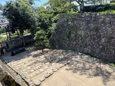 太鼓門櫓内部から見た太鼓門虎口