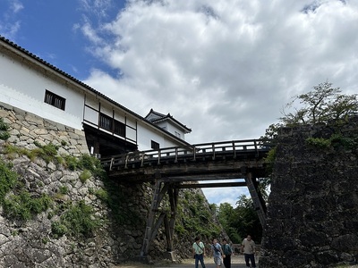 天秤櫓と落とし橋