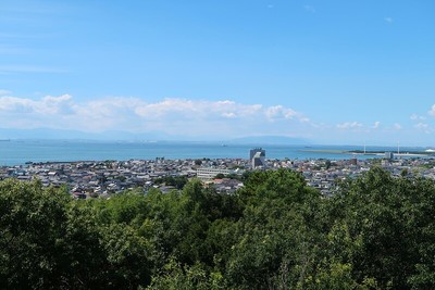 大野城 展望台から伊勢湾を望む