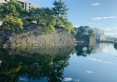 石垣と水堀