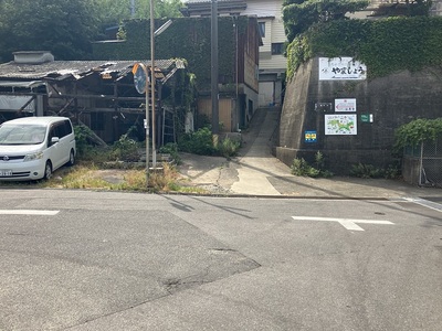 篠崎港から丘上にショートカット出来る階段坂