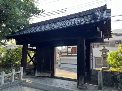 膳所神社境内から見た膳所城城門