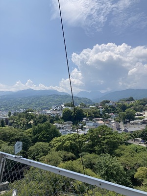 天守最上階より(石垣山一夜城方面)