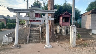 城址の稲荷神社