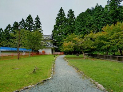 本丸跡と東隅櫓