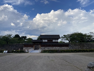 丸馬出しより遠景