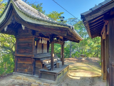 要害山　山頂の神社