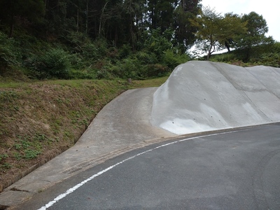 綺麗になった登城口