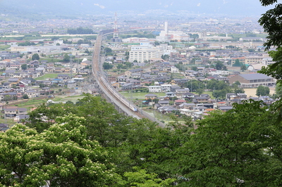 主郭から屋代市街を望む