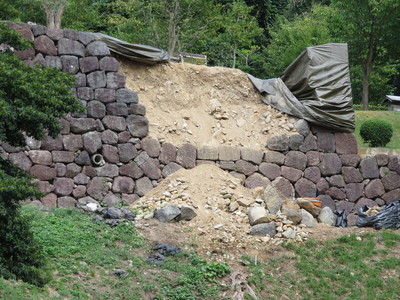 能登半島地震による崩落現場（玉泉院丸側）