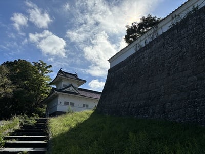 大手門石垣と脇櫓