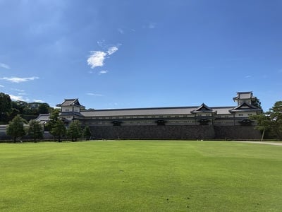 五十間長屋　三の丸広場より