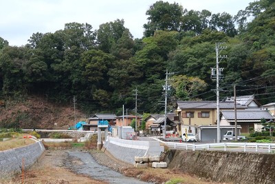 久々利城 遠景（北より）