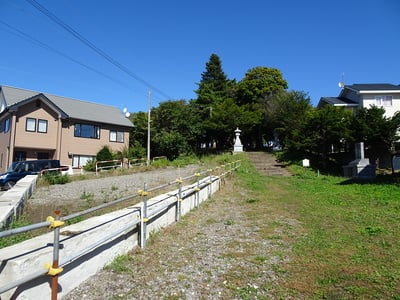 権現台場跡にある神山稲荷神社