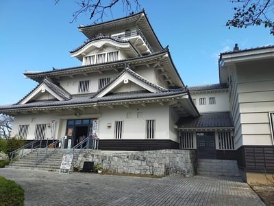 模擬天守・資料館