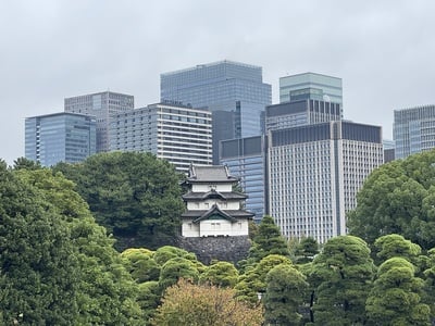 富士見櫓と大手町ビル群