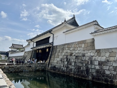 東大手門（北西から）