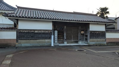 鰻橋門（來生寺）