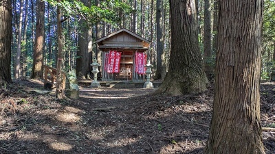 二の曲輪にある稲荷神社