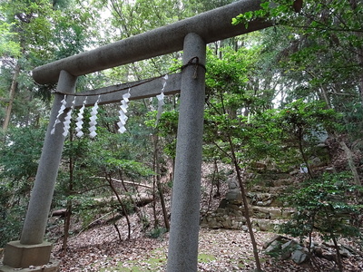 主郭への登り口