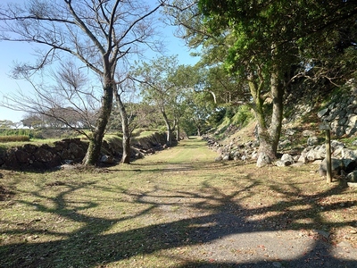 三の丸方面からの馬場