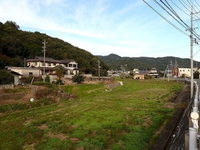 南麓の外堀跡