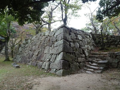 東小天守跡石垣