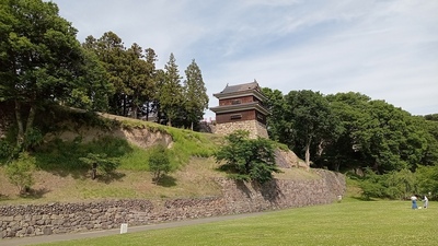 南櫓(尼ヶ淵から)