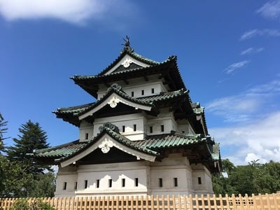 曳屋後の天守