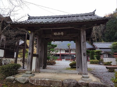 勝楽寺山門