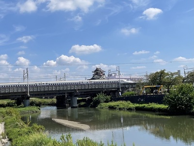 新幹線と清洲城