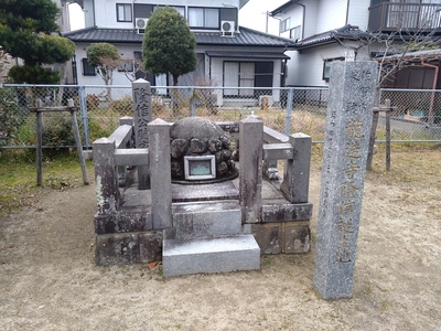 龍造寺隆信生誕石碑