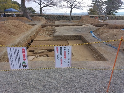 本丸跡下段地下遺構