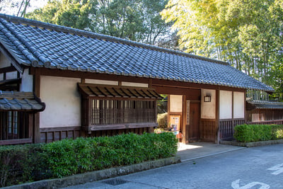 鷹見泉石記念館（長屋門）