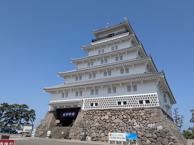 天守(正面から)