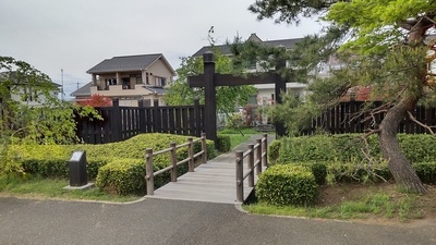 馬出から見た本城