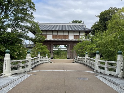 復元された大手門