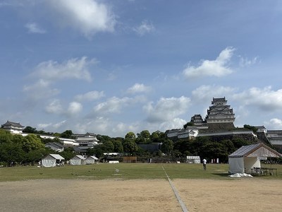 お城祭り開始前の三の丸広場