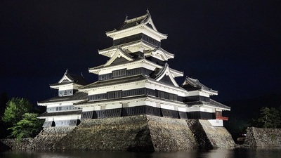 夜間天守